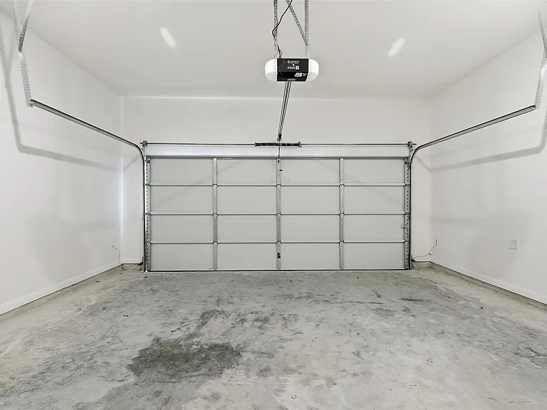 9906 Clark Canyon Ln — Photo 38
