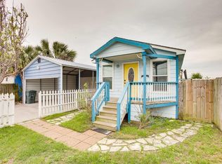 6317 Heards Ln, Galveston, TX 77551