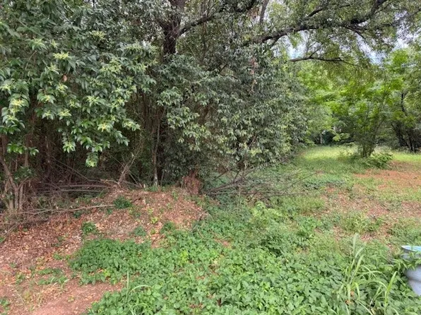 1605 S Chisholm Trl, Granbury, TX 76048