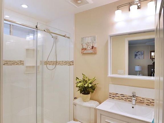 3rd image of 4314 Arpeggio Ave