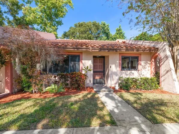 9747 86th Ave, Seminole, FL 33777