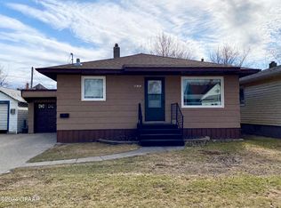 813 7th St, Langdon, ND 58249