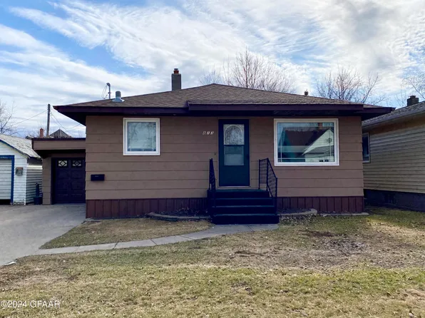 813 7th St, Langdon, ND 58249