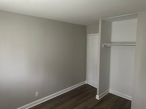 3rd image of 3640 Erin Dr