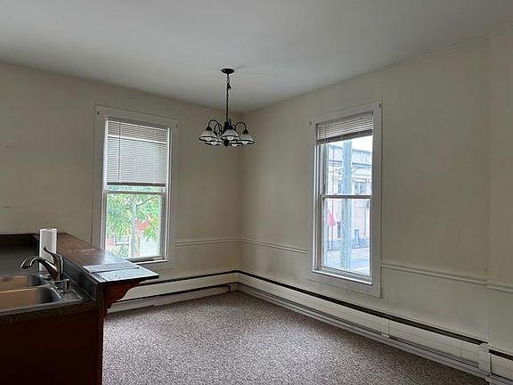 kitchen & dining area