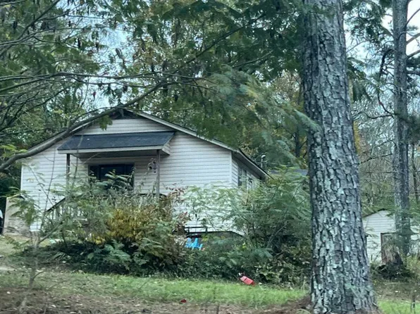 3240 Skyline Dr, Warrior, AL 35180
