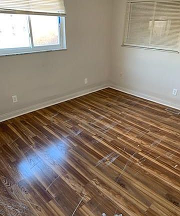 2nd image of 1634 Crest Hill Ave APT 1