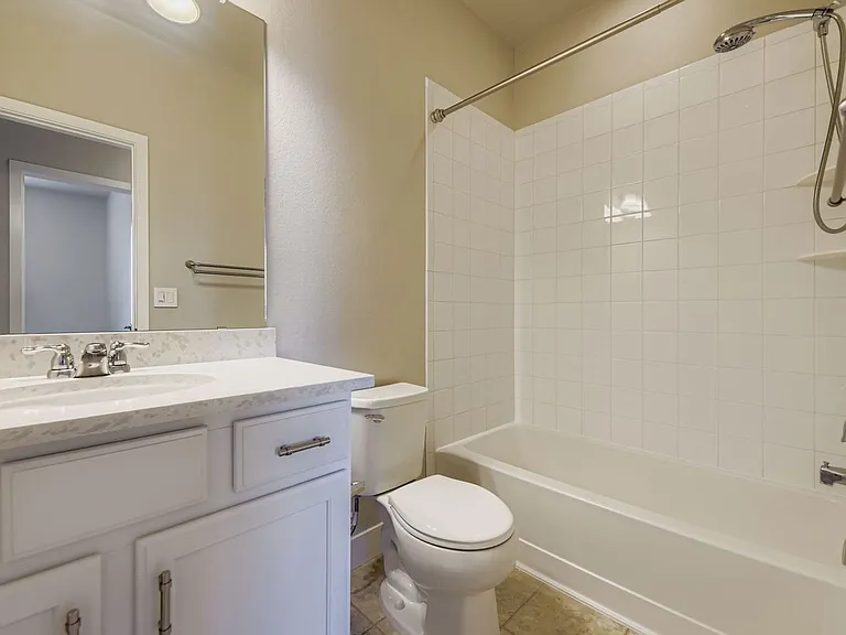 4180 E Warren Ave #1 — Photo 22