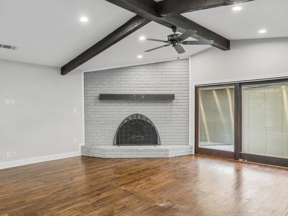 3rd image of 10215 Dale Crest Dr