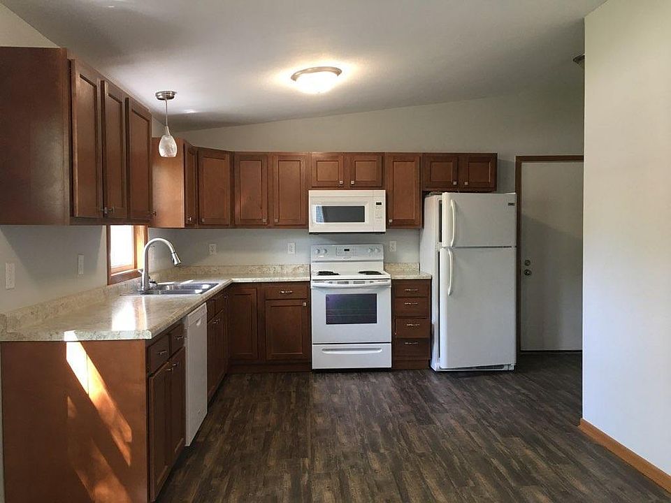 1st image of 604-606 N 6th St