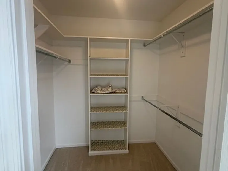 5301 Brinsley Ln — Photo 40