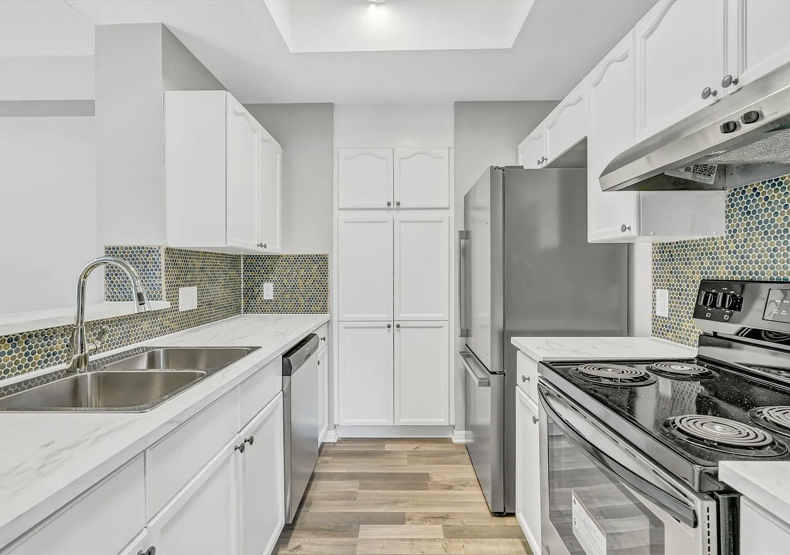 516 Gregory Ct Round Rock, TX 78664 — Photo 4