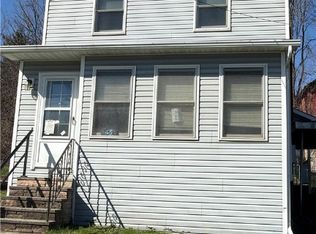 35 Chase St, Auburn, NY 13021