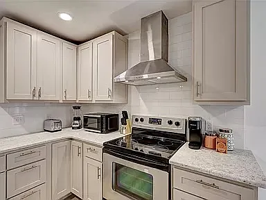 1410 Abbey Dr — Photo 20