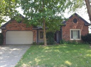 733 Sable Ridge Dr, Greenwood, IN 46142