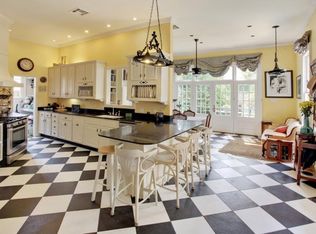 1209 Pine St, New Orleans, LA 70118