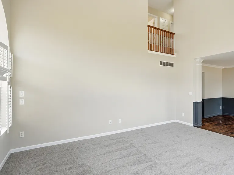 4918 Streamside Ct — Photo 18