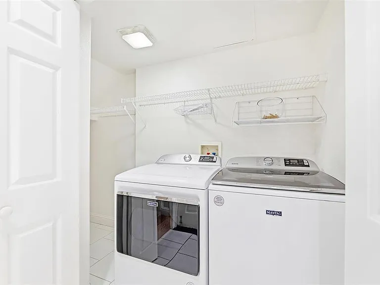 895 Inspiration Pl — Photo 7