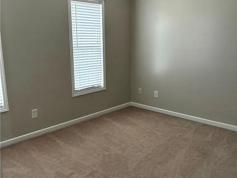 120 Green Links Dr — Photo 7