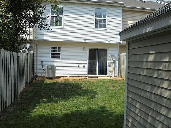 3rd image of 4534 Leighann Ln