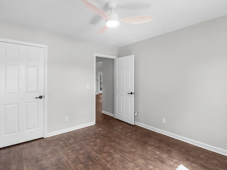 132 Pampas Dr — Photo 13