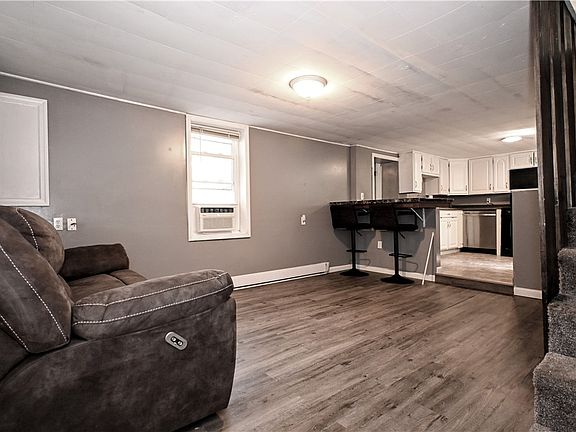 5th image of 5765 Tyler Ave