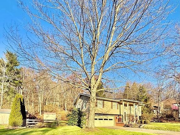 2nd image of 115 Pamela Dr