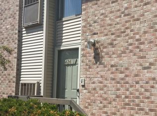 42471 Lilley Pointe Dr, Canton, MI 48187