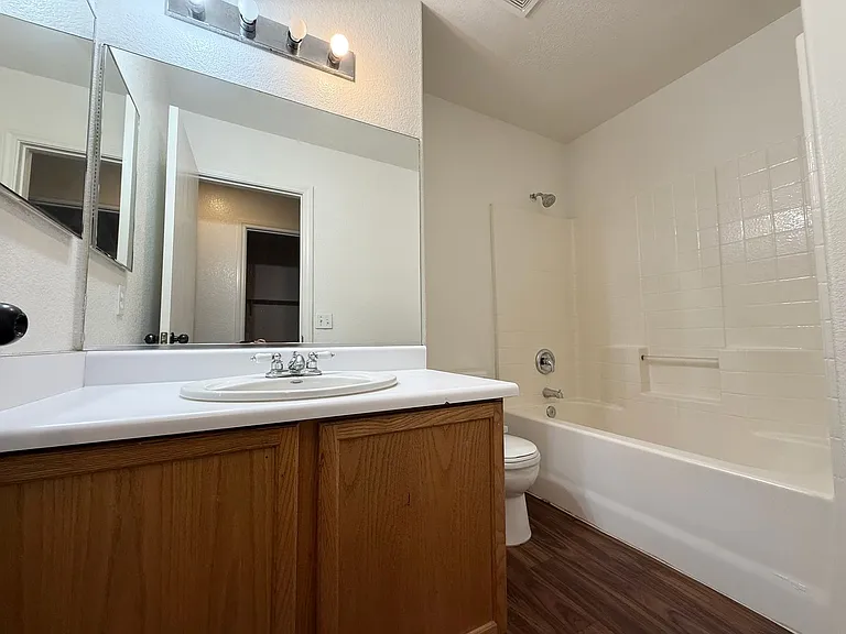 3305 Cheyenne Gardens Way — Photo 14