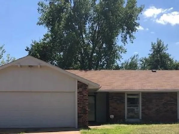 911 E Knapp Ave, Stillwater, OK 74075
