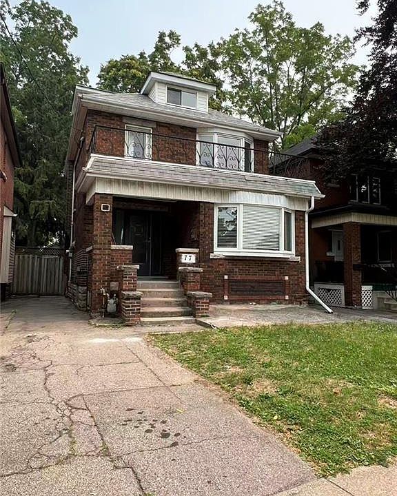 1st image of 77 Paisley Ave S