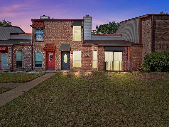2nd image of 617 Baylor Dr