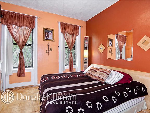 3rd image of 474 W 158th St APT 22