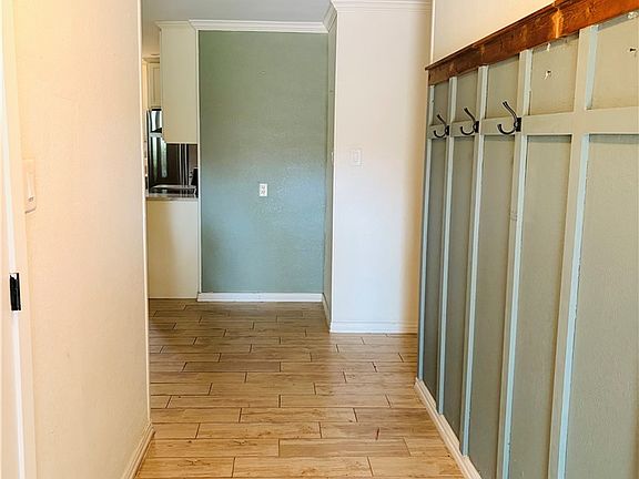 5th image of 1608 Fairdale St