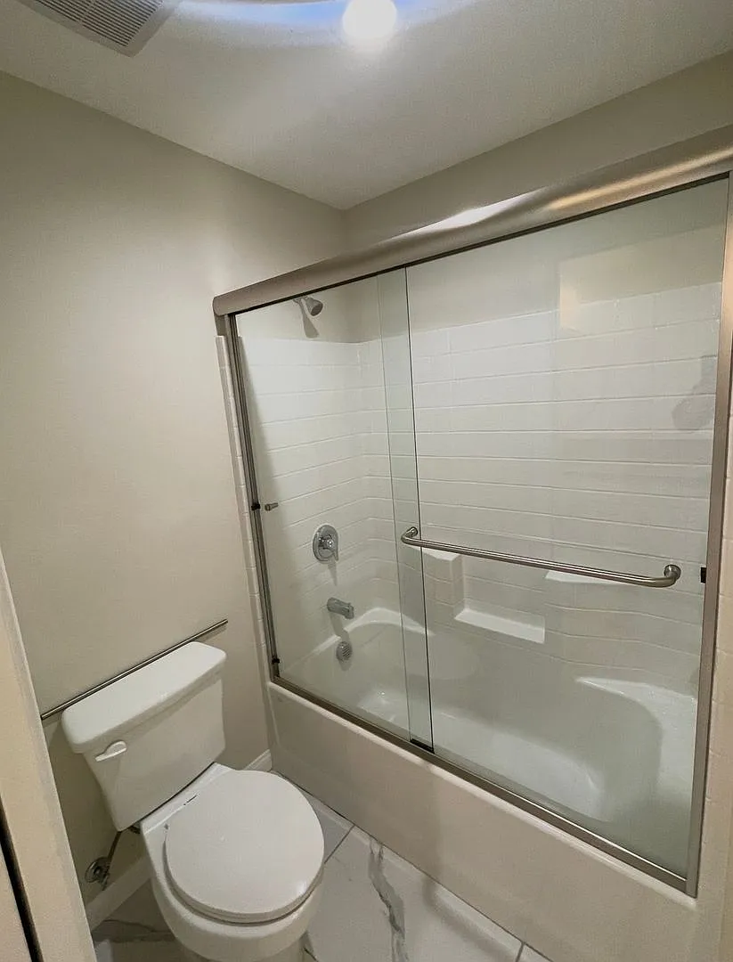 4 bedrooms 2.5 baths townhome in Chula Vista — Photo 3