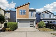 NE 107th St-S2409-002.jpg