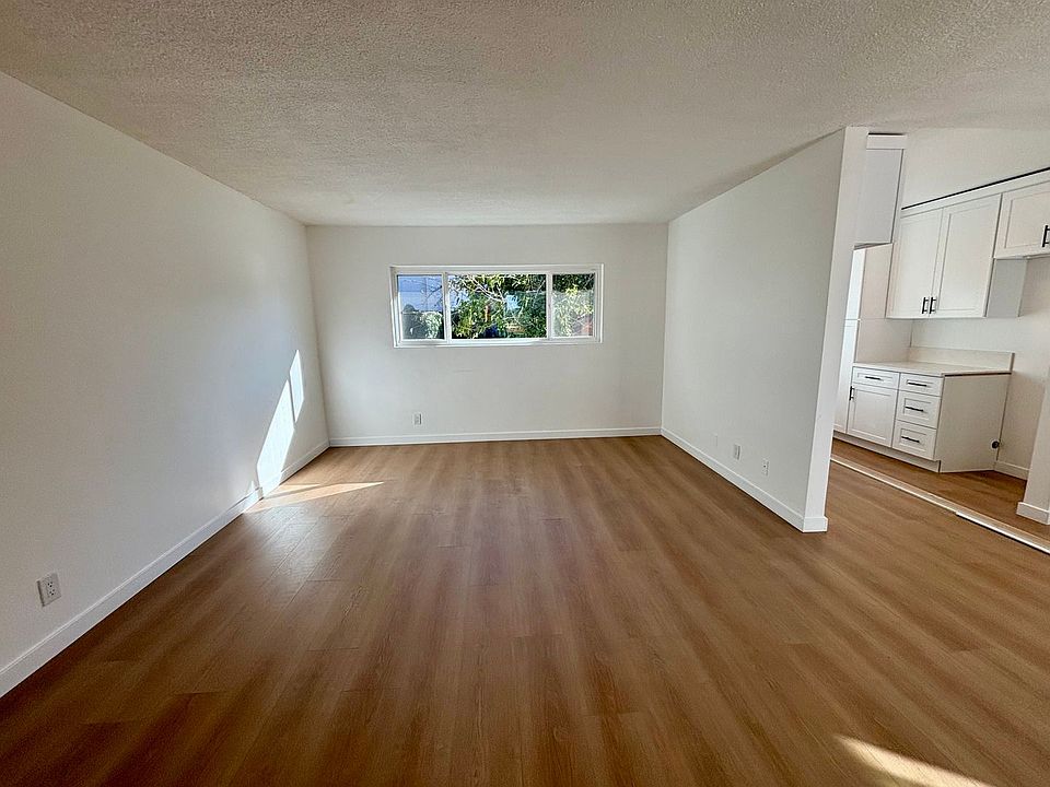 1st image of 10208-10212 Tujunga Canyon Blvd #6