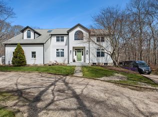 9 Mountain Laurel Ln, Southampton, NY 11968