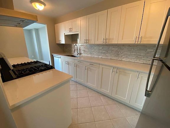5th image of 12900 Lake Ave APT 328