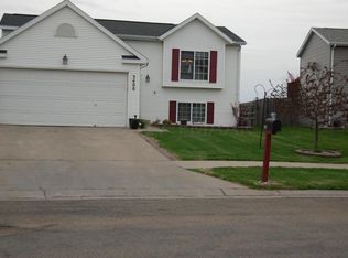 3400 39th St S, Moorhead, MN 56560