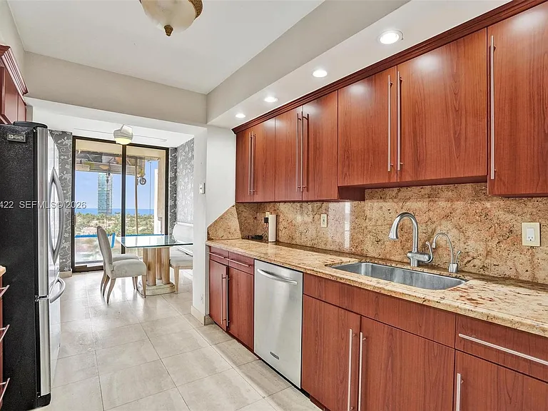 19355 Turnberry Way #8K — Photo 12
