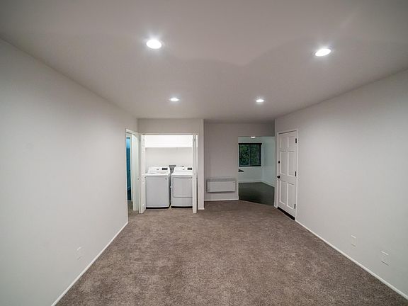 3rd image of 249 Lindero Ave APT 2