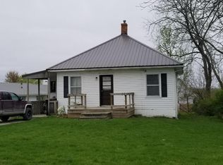 1706 W Armory Ave, Chariton, IA 50049