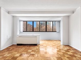 2 Hawthorne Pl APT 2B, Boston, MA 02114