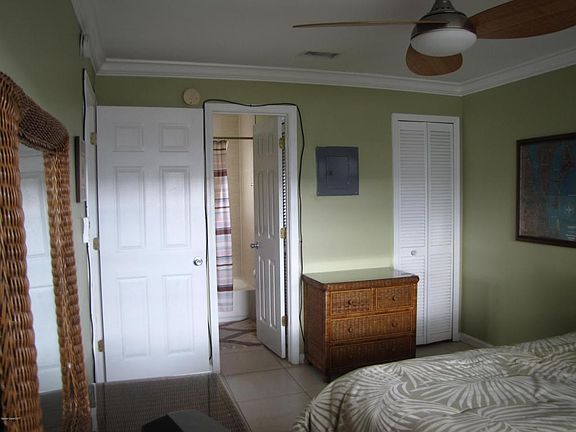 5th image of 308 Johnson Ave #3089