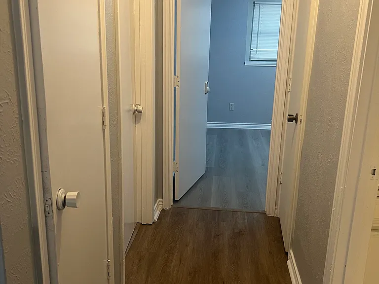 335 Christie Ct — Photo 6