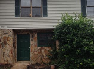 2490 Hidden Cove Ct, Gainesville, GA 30501