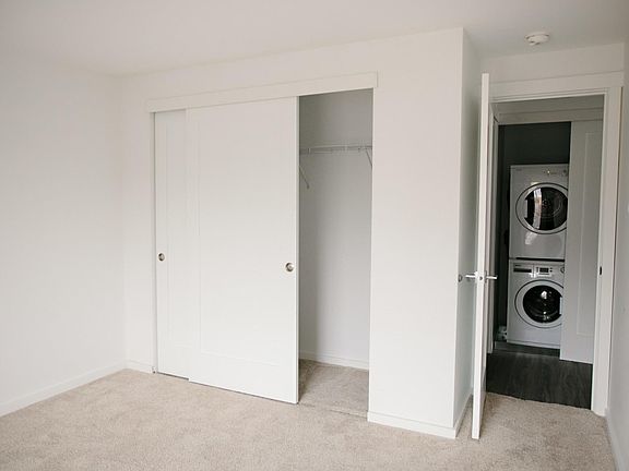 4th image of 2300 Fairview Ave E #2