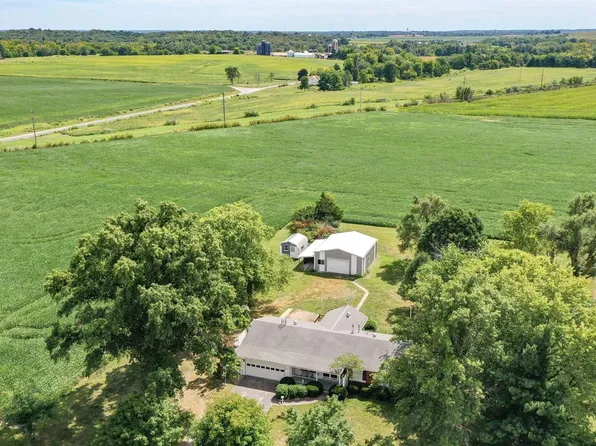 25331 McClusky Rd, Jerseyville, IL 62052