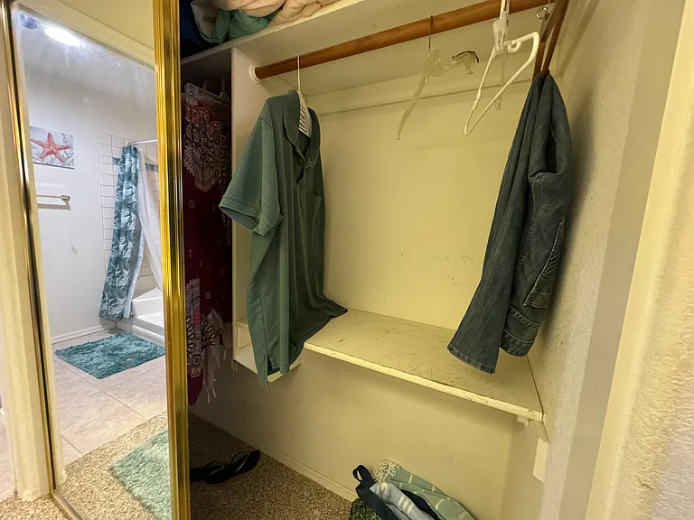 2022 Merrill Ln #3I — Photo 5